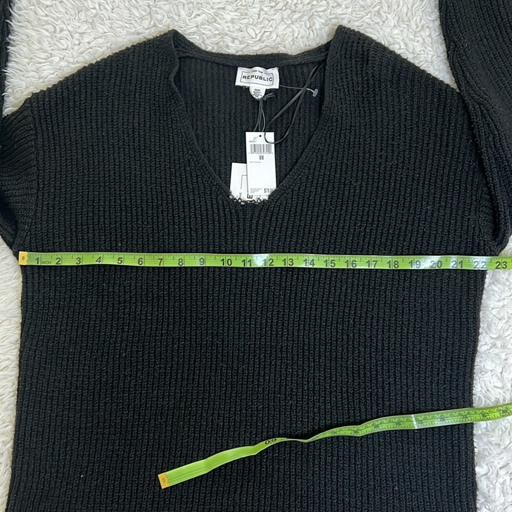 For the Republic Black Knit Sweater Womens Size Medium Fall Winter Casual Cozy - Picture 10 of 13